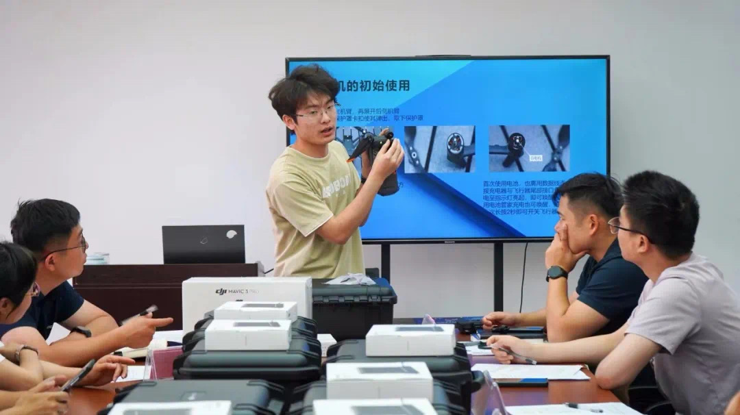 1716381844143392.jpg 1716381844143392.jpg