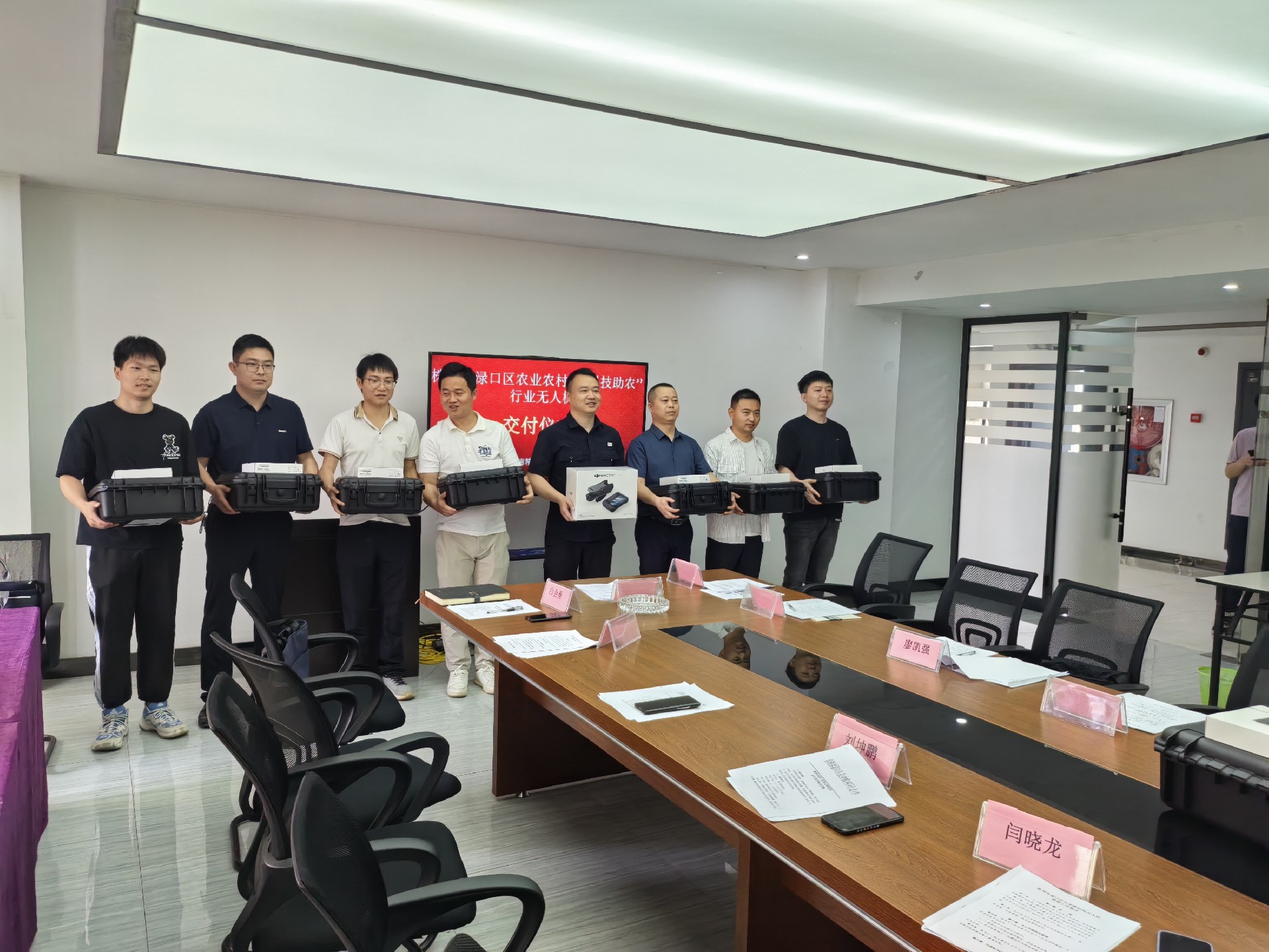 1716381862146684.jpg 1716381862146684.jpg