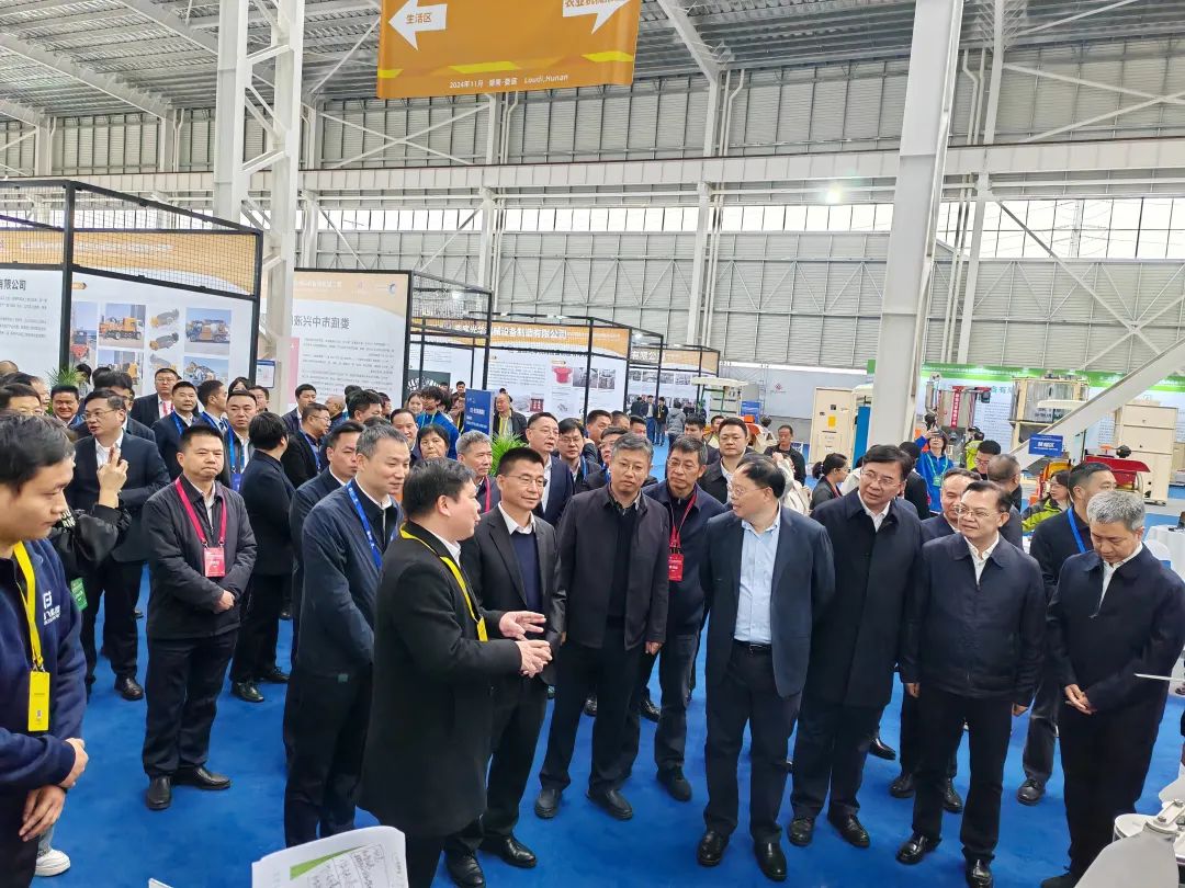 【精飛要聞】精飛集團閃耀第二屆湖南省先進制造新材料博覽會暨婁底市硅鋼國際精準采購節(jié)