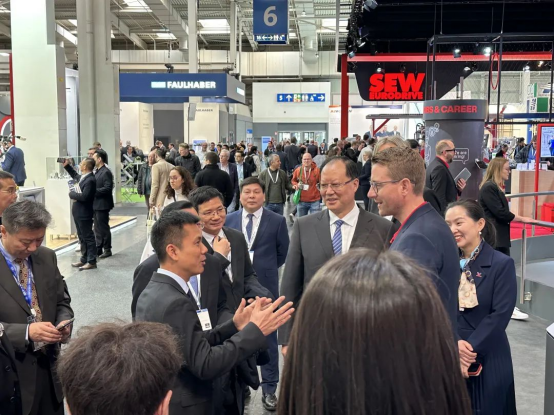 精飛集團(tuán)漢諾威工業(yè)展備受矚目