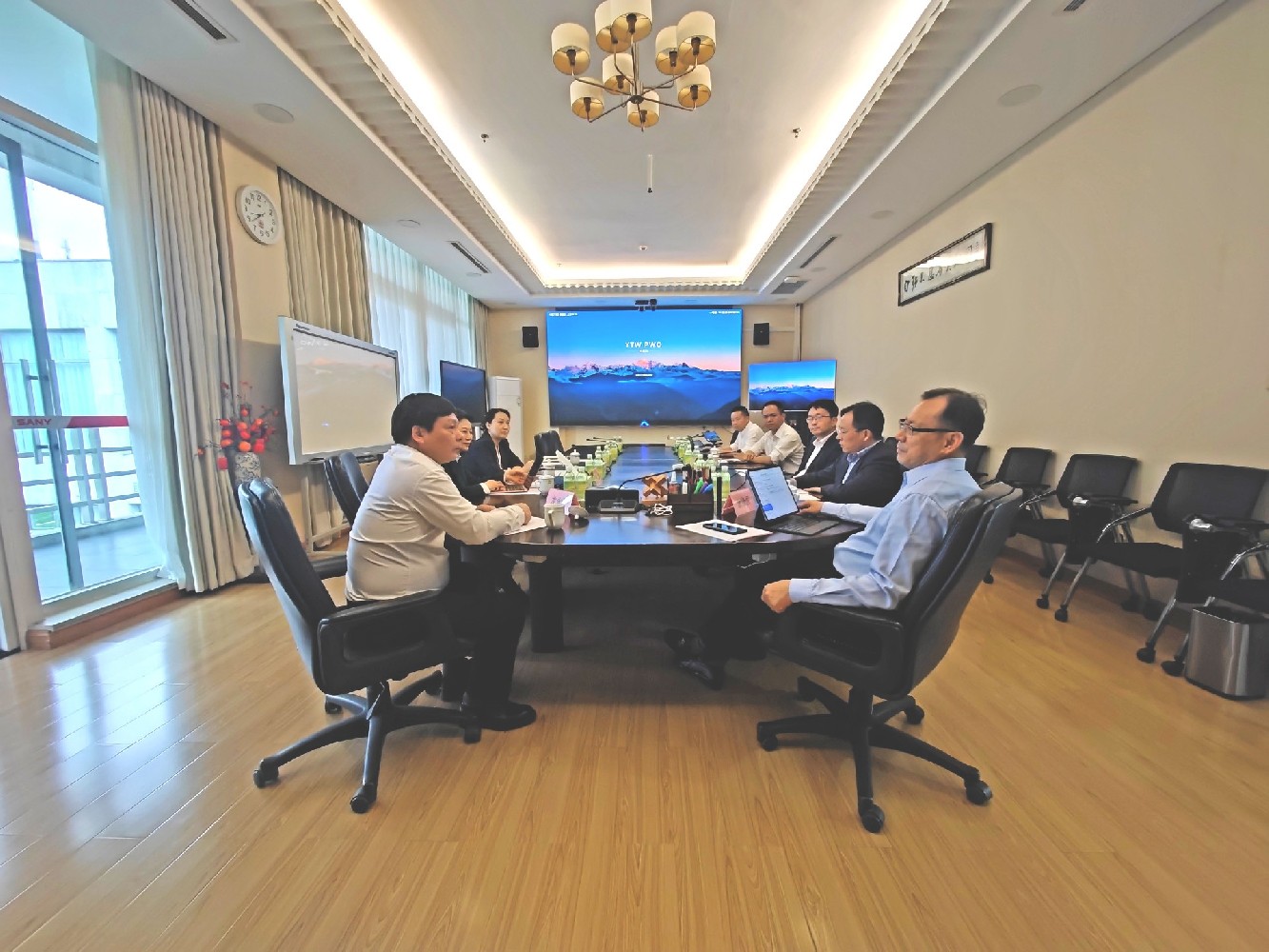 三一集團與精飛集團合作交流·共探低空經(jīng)濟新機遇